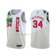 Camiseta Milwaukee Bucks Giannis Antetokounmpo #34 Earned Blanco