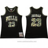 Camiseta Chicago Bulls Michael Jordan #23 Camuflaje Negro