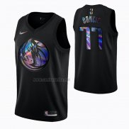 Camiseta Dallas Mavericks Luka Doncic #77 Iridescent Logo Negro