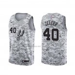 Camiseta San Antonio Spurs Tyler Zeller #40 Earned Camuflaje