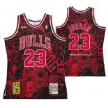 Camiseta Chicago Bulls Michael Jordan #23 Mitchell & Ness Hebru Brantley Negro