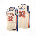 Camiseta New York Knicks Karl-Anthony Towns NO 32 Ciudad 2025-26 Crema