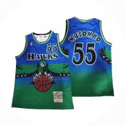 Camiseta Atlanta Hawks Dikembe Mutombo #55 Mitchell & Ness 1996-97 Verde