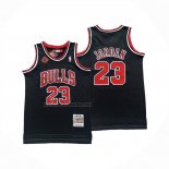 Camiseta Chicago Bulls Michael Jordan NO 23 Mitchell & Ness 1997-98 Negro Firmada(1)