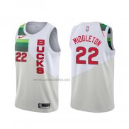 Camiseta Milwaukee Bucks Khris Middleton #22 Earned Blanco