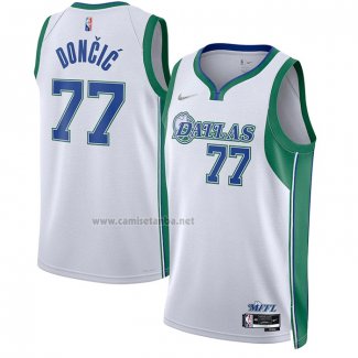 Camiseta Dallas Mavericks Luka Doncic #77 Ciudad 2021-22 Blanco