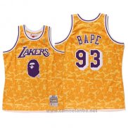 Camiseta Los Angeles Lakers Bape #93 Mitchell & Ness Amarillo