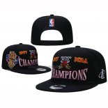 Gorra Chicago Bulls Adjustable Mitchell & Ness Hardwood Classics Negro