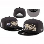 Gorra Oklahoma City Thunder Adjustable 2025 NBA Finals Locker Room 9FIFTY Negro
