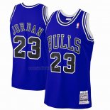 Camiseta Chicago Bulls Michael Jordan NO 23 Mitchell & Ness 1997-98 Azul2