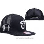 Gorra Miami Heat Snapback Negro Blanco