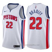 Camiseta Detroit Pistons Avery Bradley #22 Association 2017-18 Blanco