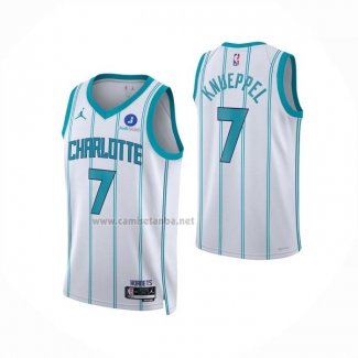 Camiseta Charlotte Hornets Kon Knueppel NO 7 Association 2025-26 Blanco