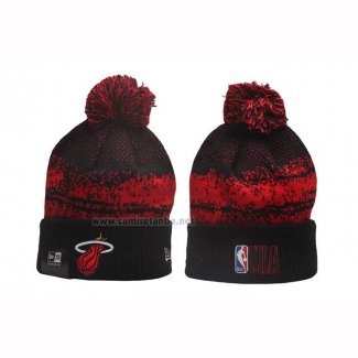 Gorro Beanie Miami Heat New Era Negro Rojo